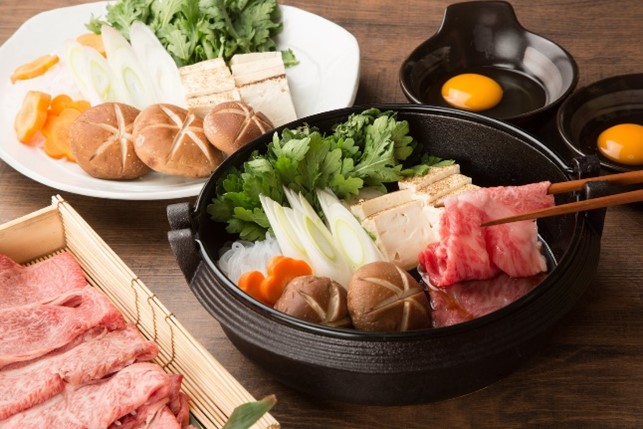 Sukiyaki: A Tasty Japanese Hot Pot Made with Fukuro Cookware