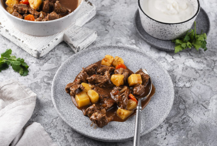 Niku Jaga: Japanese Beef and Potato Stew with Fukuro Cookware