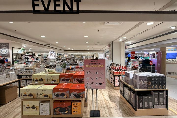 Spend & Win at Aeon